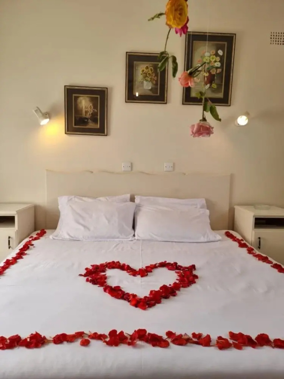 Neat Standard Room in Guesthouse - 2088