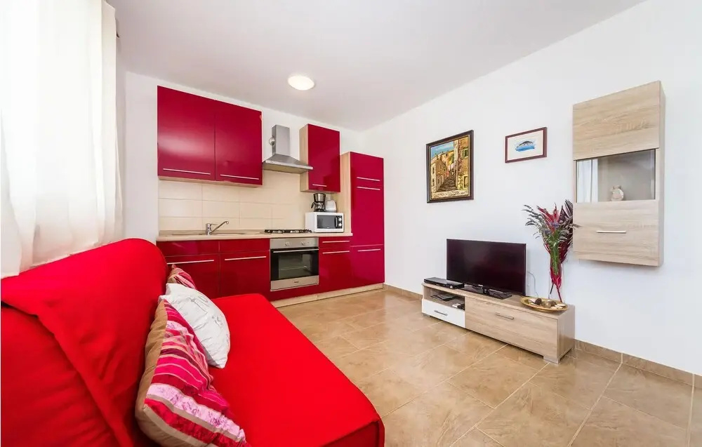 Nice Apartment in Zdrelac With Wifi, 2 Bedrooms and Outdoor Swimming Pool