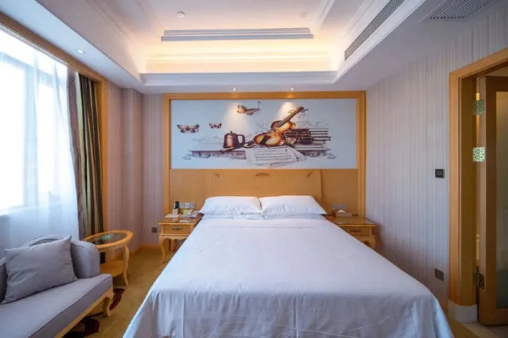Vienna International Hotel (Zongguan Subway Station Hanxi Store