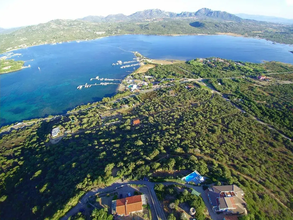 Apartment With 2 Bedrooms in Cugnana, With Pool Access, Terrace and Wifi