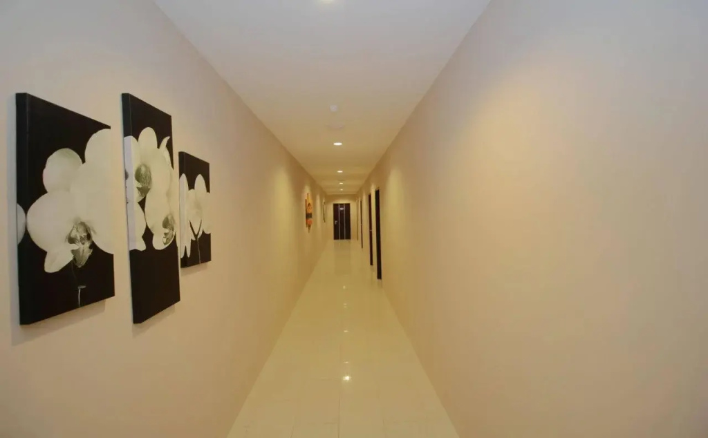 Lovina Inn Hotel Batam