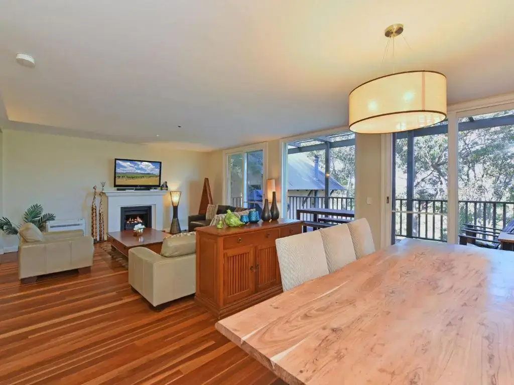Villa 3br Vista Resort Condo located within Cypress Lakes Resort (nothing is more central)