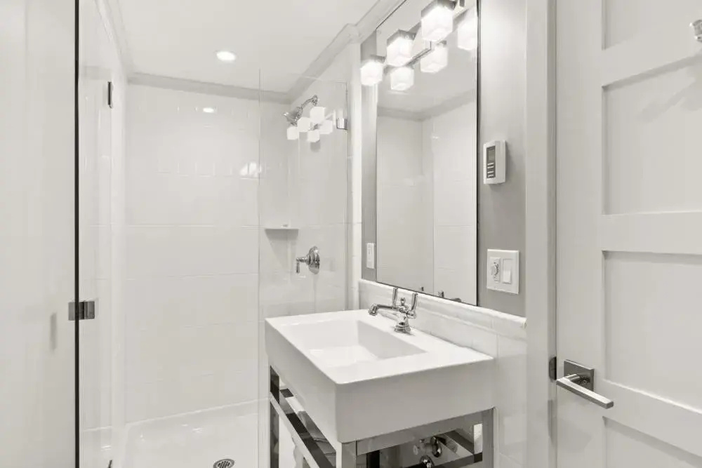 Beautiful Remodeled Home 30 night min