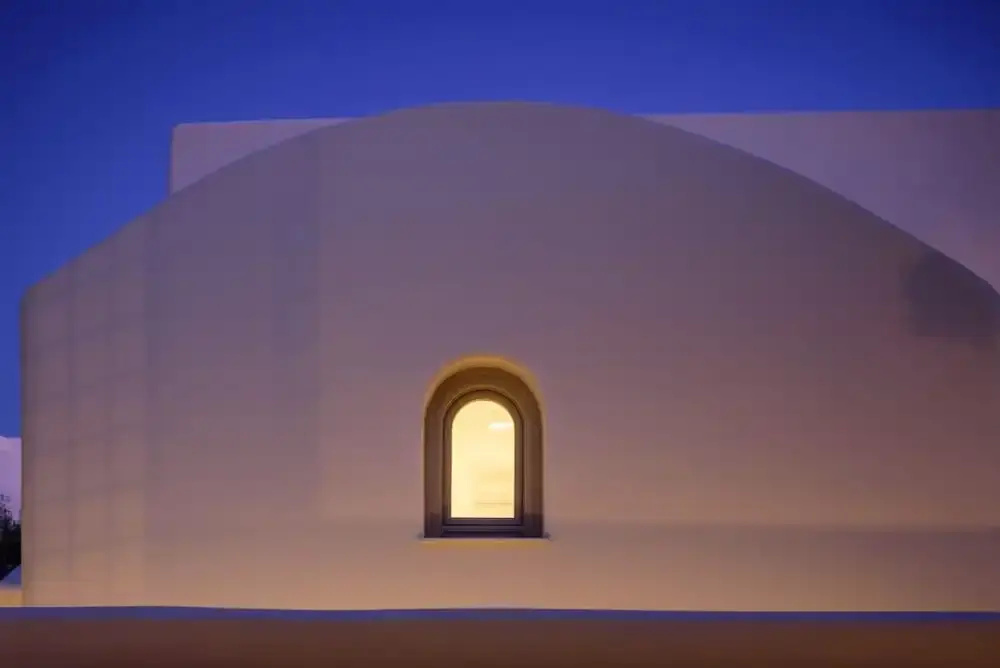 Oia Treasures Art Suites