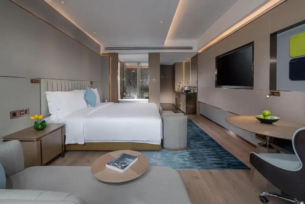 Golden Tulip Hotel