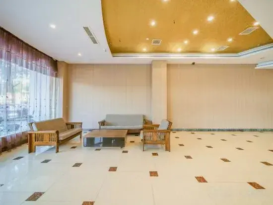 Mezzz Hotel
