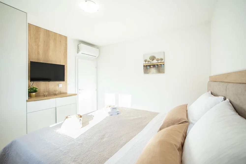 Penthouse Adriatic Blue