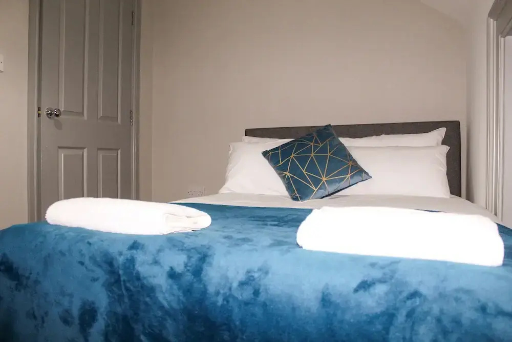 Modern Duplex Apartment Nr Liverpool ONE