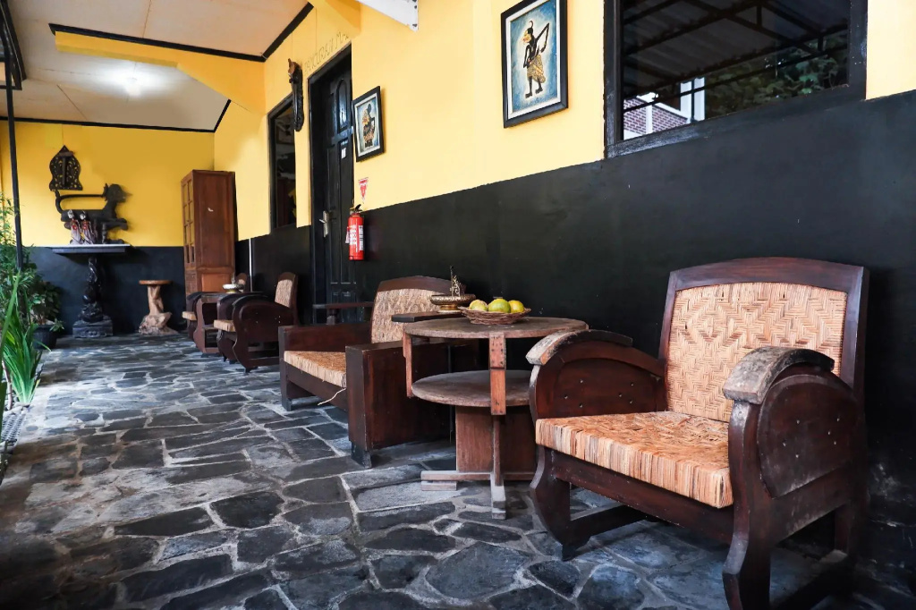 Super OYO 598 Udan Mas Guesthouse& Gallery