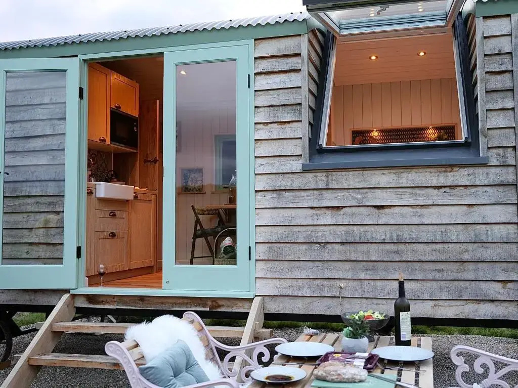 Luxury Retreat 30mins Taxi Ride From West London
