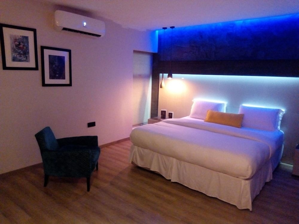 K-Tavern Hotels