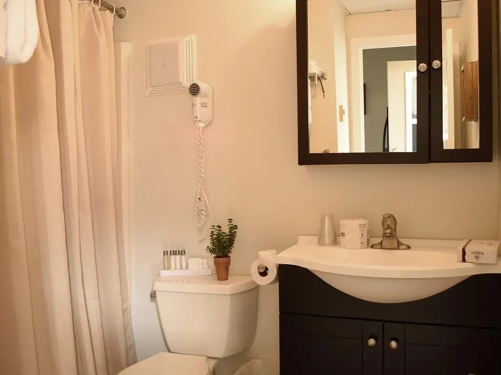 Windward Shores Ocean Resort