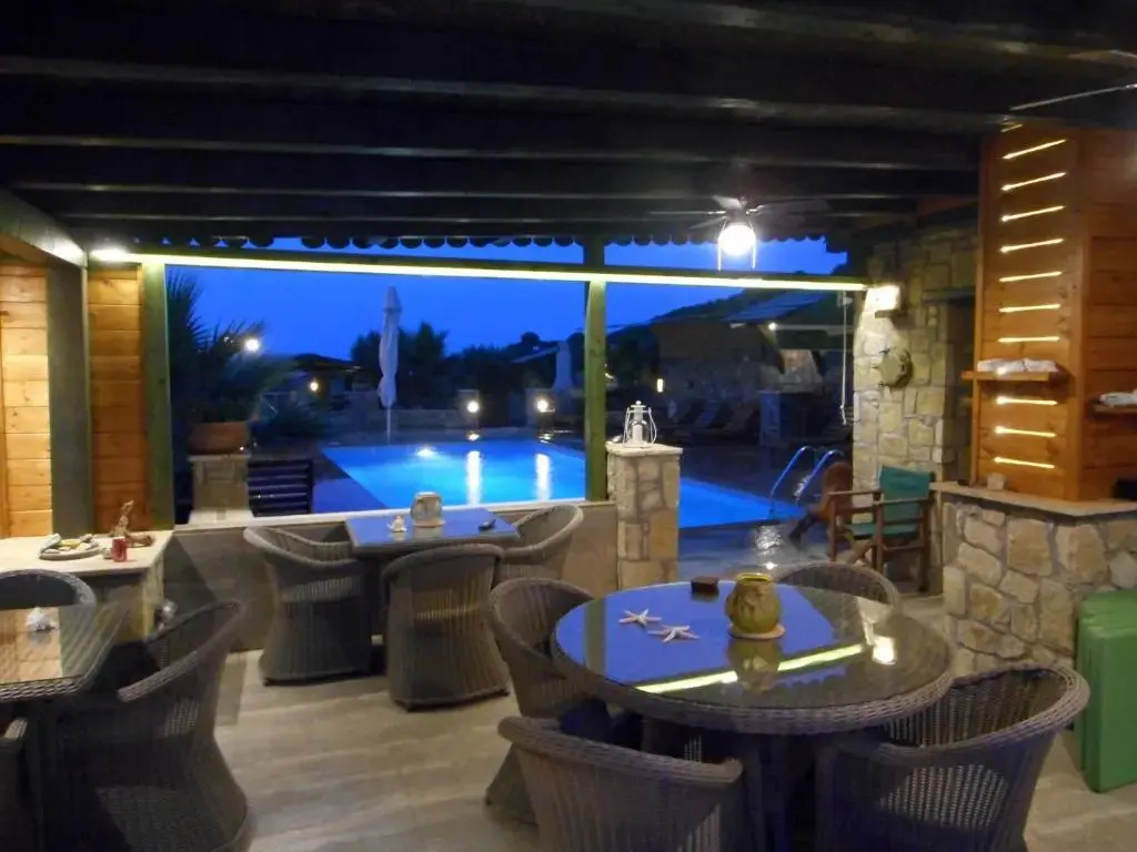 Talizeti Home - Adults Only