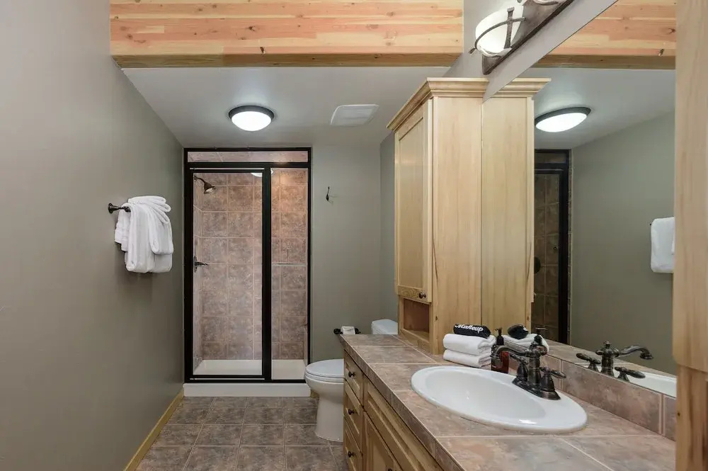 Kinney At Slopeside Village 2 Bedroom Condo by RedAwning