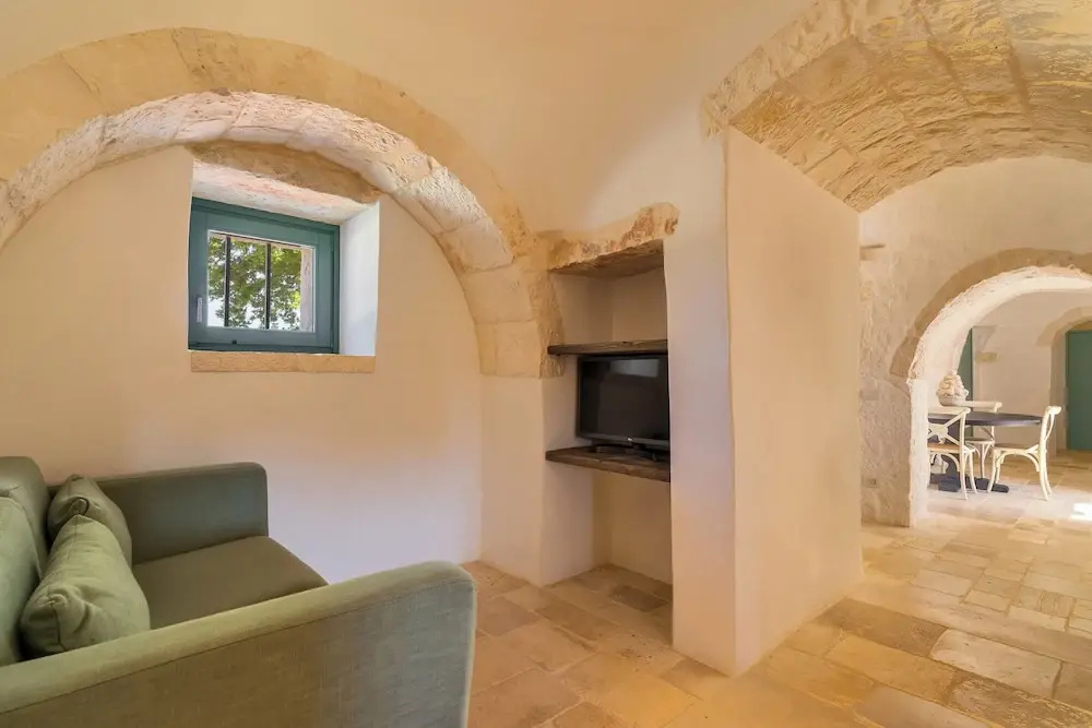 Trullo Pietra Rossa with Pool by Wonderful Italy