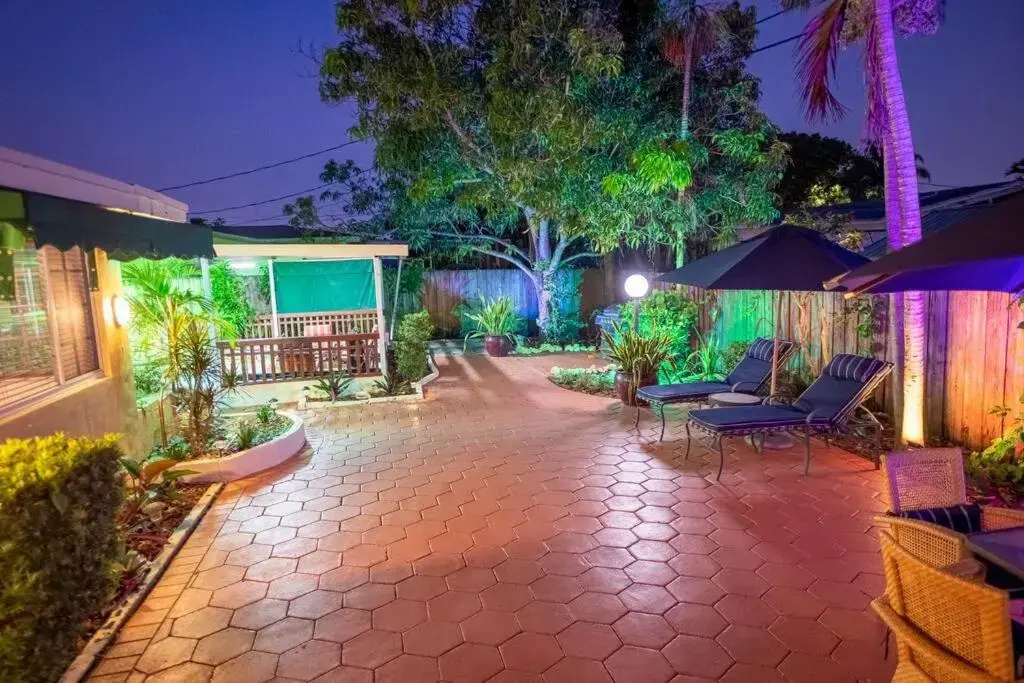 Your Cozy Spacious home with Heated Pool