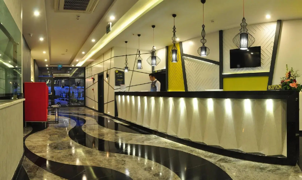 Campus Hill Hotel