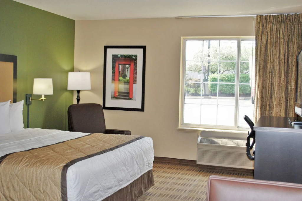 Studio 6 Extended Stay Milwaukee Brookfield WI