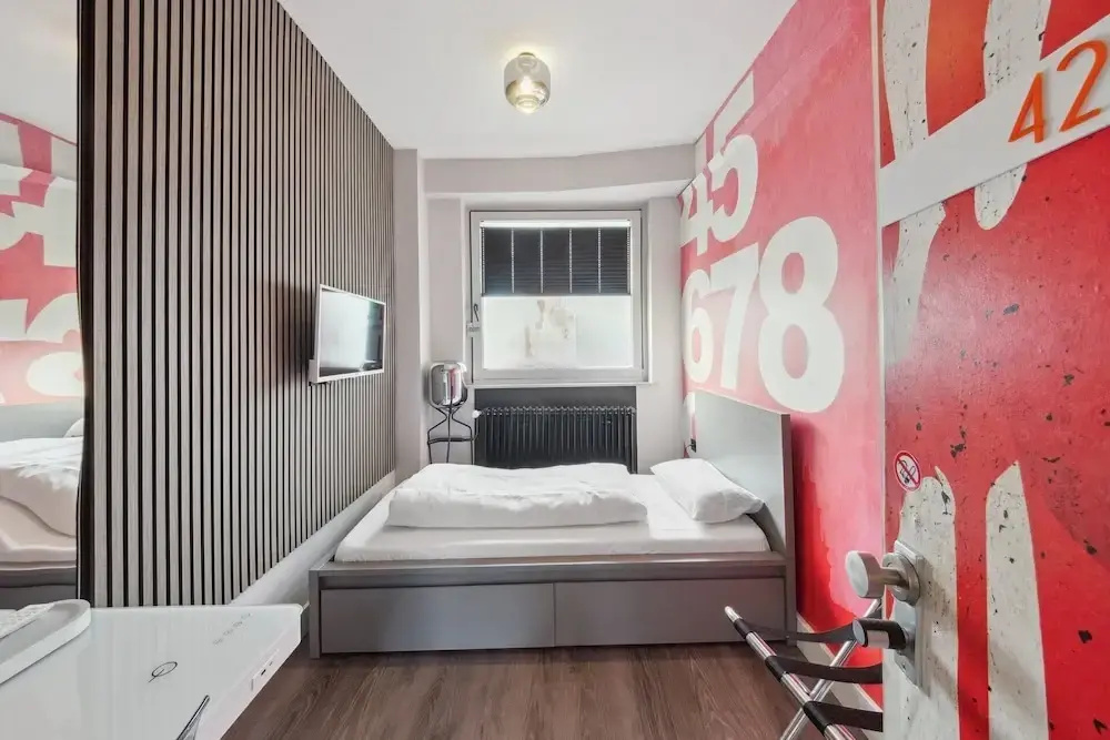 The Room 44