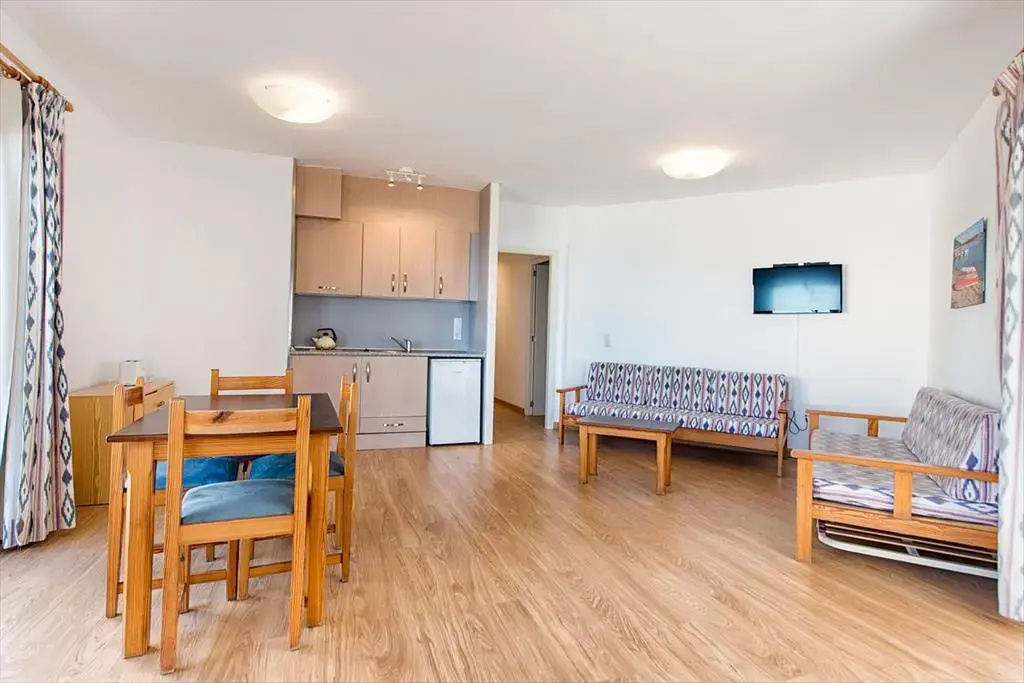Arcos Playa Apts.