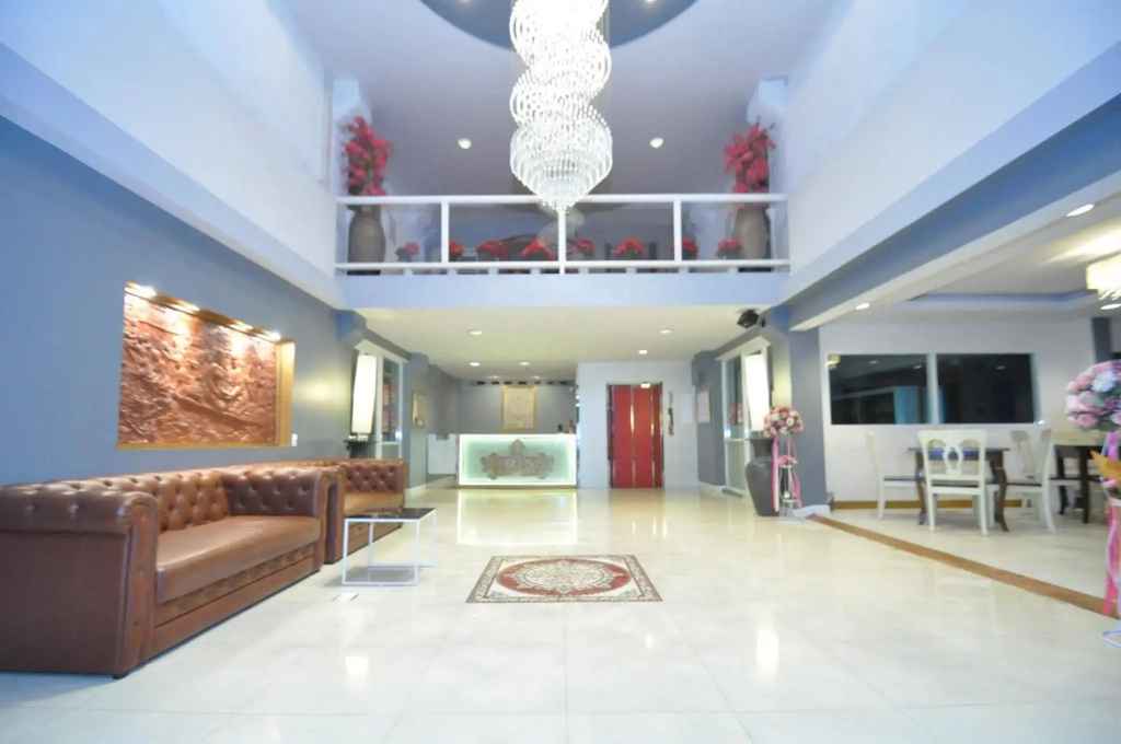 Kriss Residence
