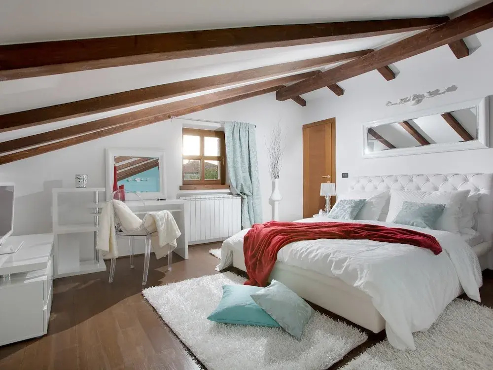 Beautiful, attractive villa with private pool, covered terrace, Porec 7 km