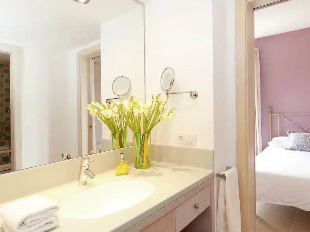 Vibrant Villa in San Bartolomé de Tirajana With Swimming Pool