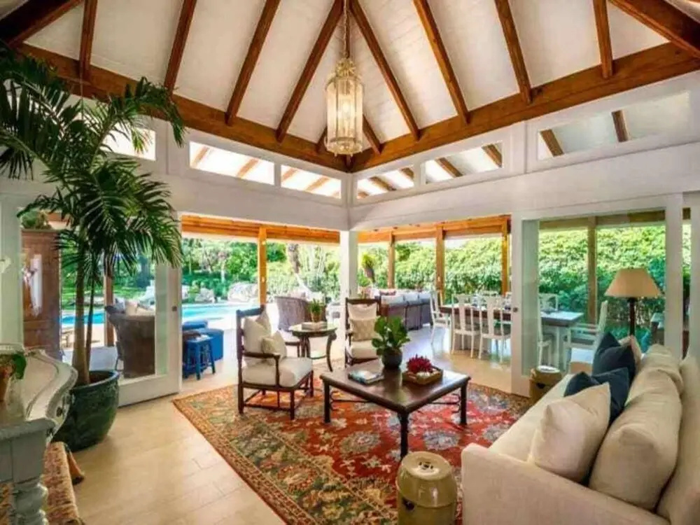 Sunny Vacation Villa 26