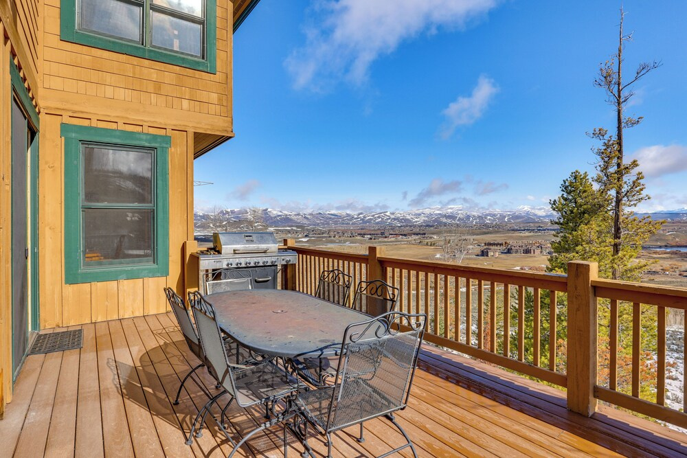 Private Hot Tub: Scenic Granby Vacation Rental!