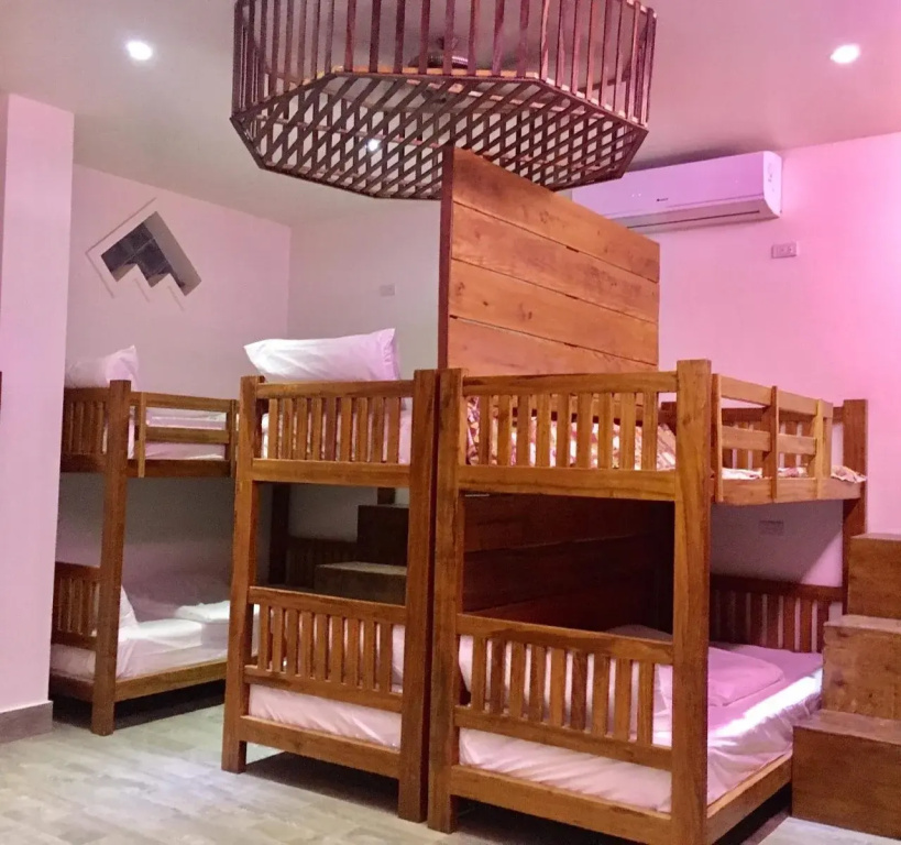FARAWAY SUITES