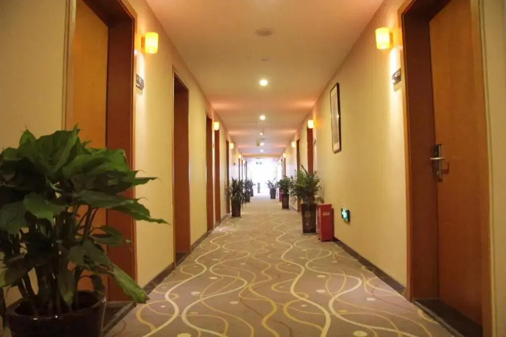 7Days Premium Leshan Qianwei Fengye Fortune Center Branch