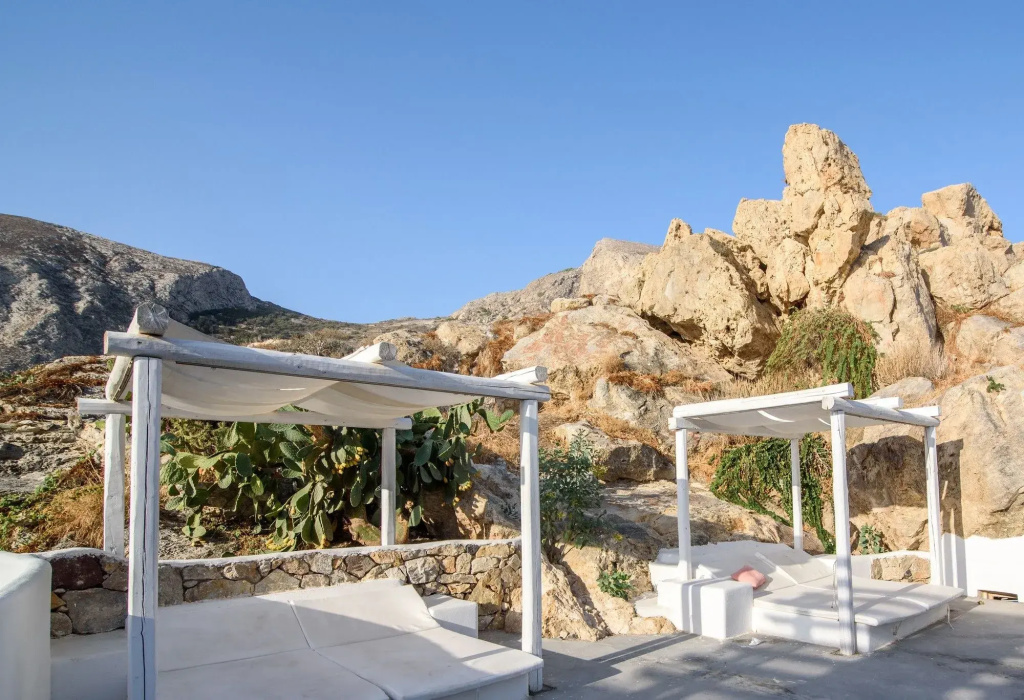Iris Boutique Hotel