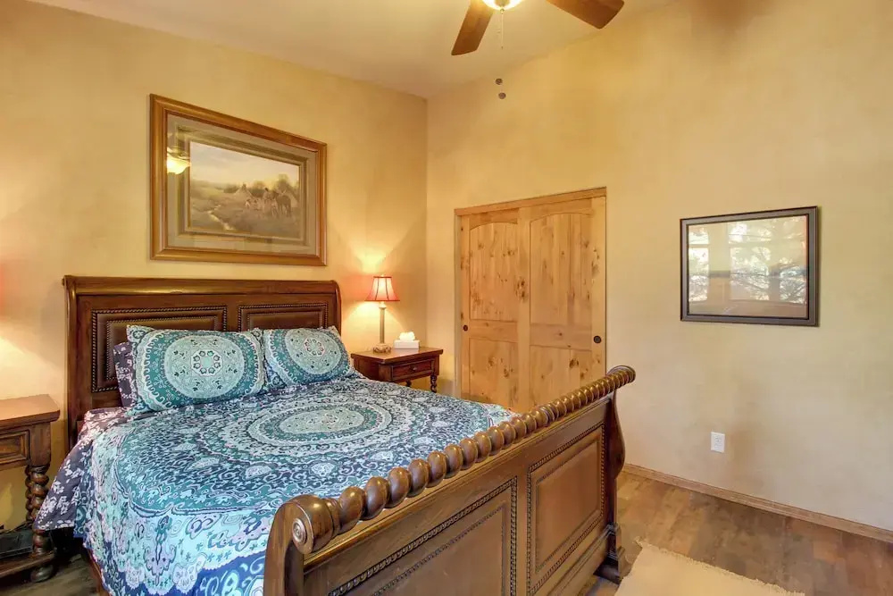 Covered Deck Cozy Show Low Villa in Torreon!