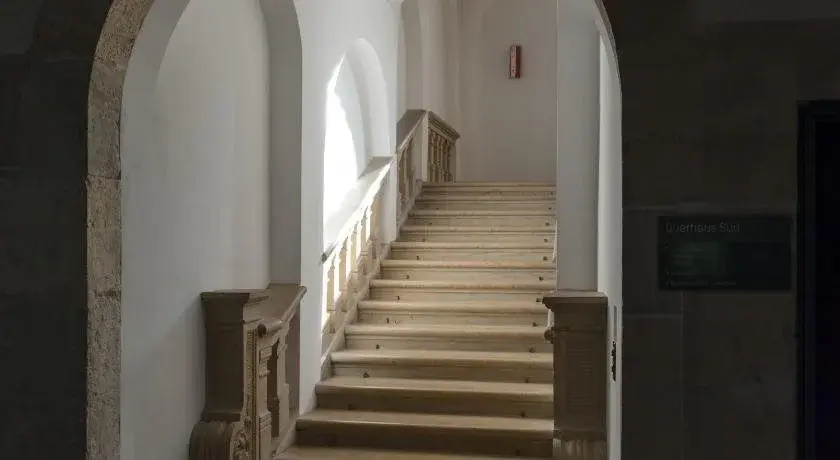 Schloss Münchenwiler