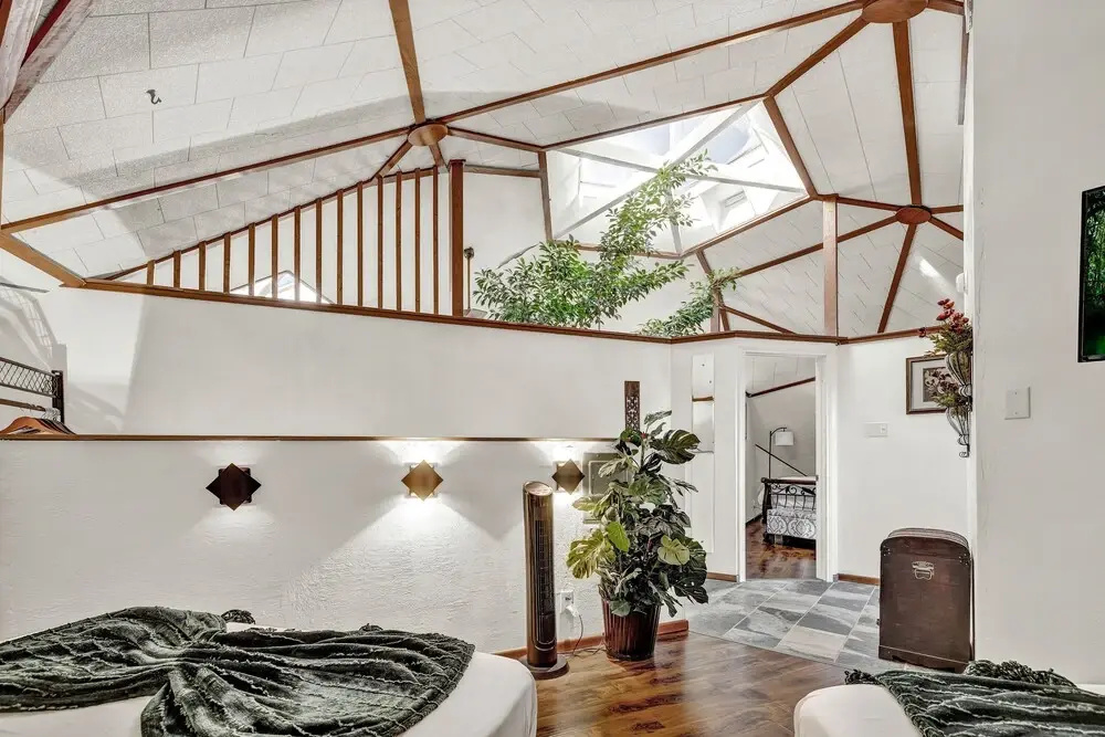 Unique Geodesic Dome House 5 mi to Dntwn Fred!