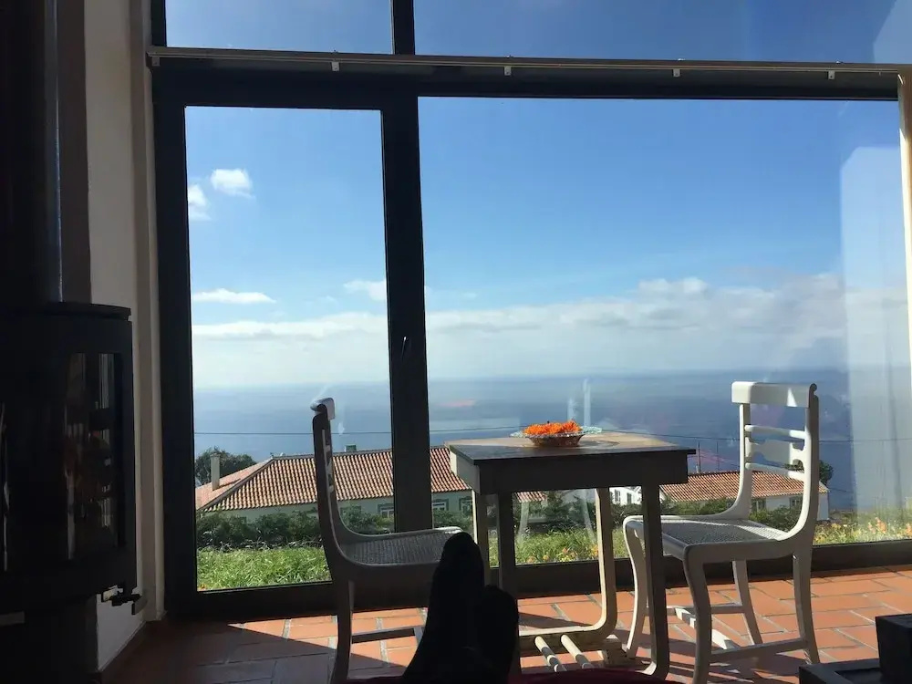 Serreta Island Home