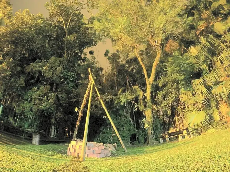 Pedra Branca Eco Hostel e Camping