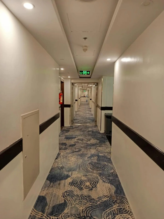 Hayah Plaza Hotel