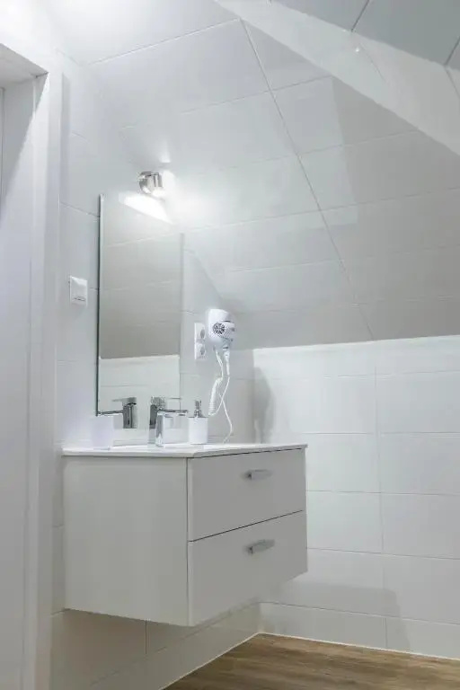 Noclegi u Banysia w sercu Gór Świętokrzyskich