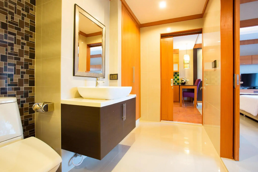Romantic Khon Kaen Hotel