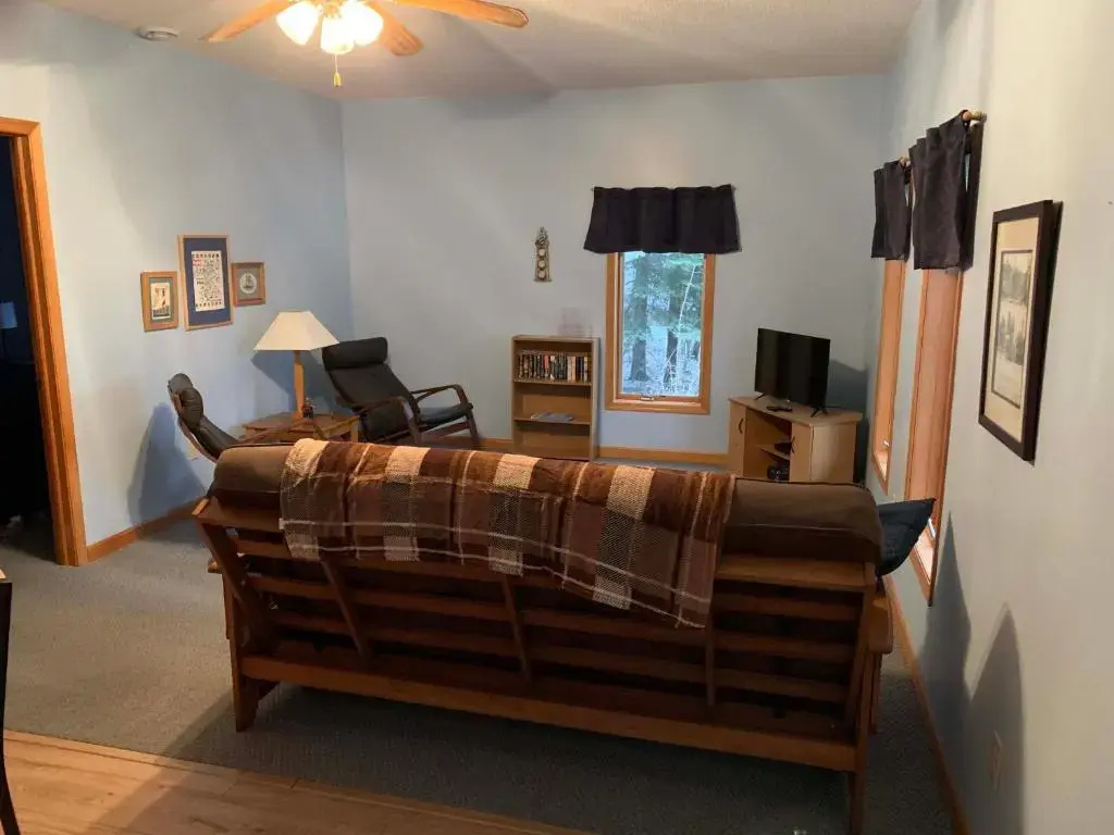 Woodland Lodging