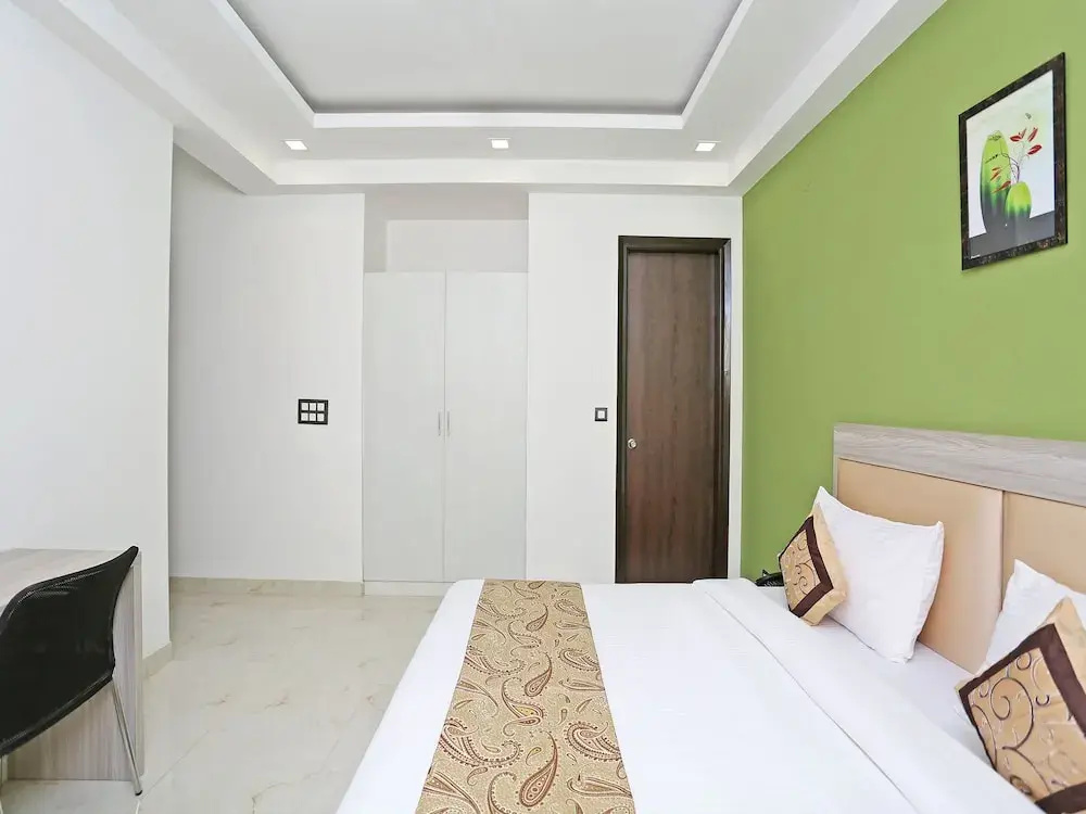 OYO 9934 Hotel Nirmal Niwas