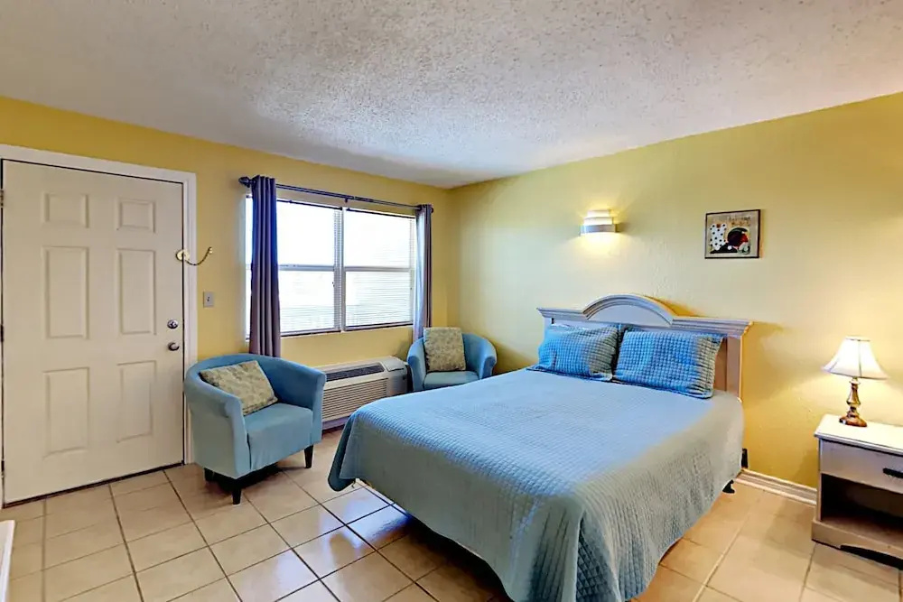 123 Sea Breeze - One Bedroom Condo