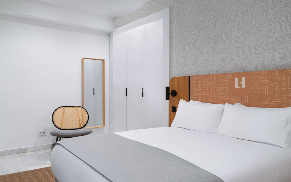 Limehome Madrid Sol