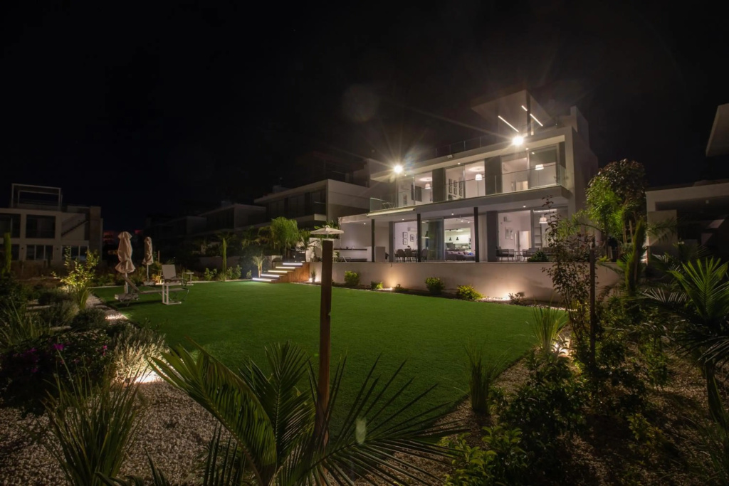Villa Naya