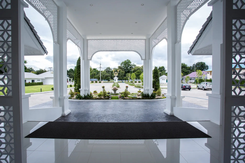 White House Hotel