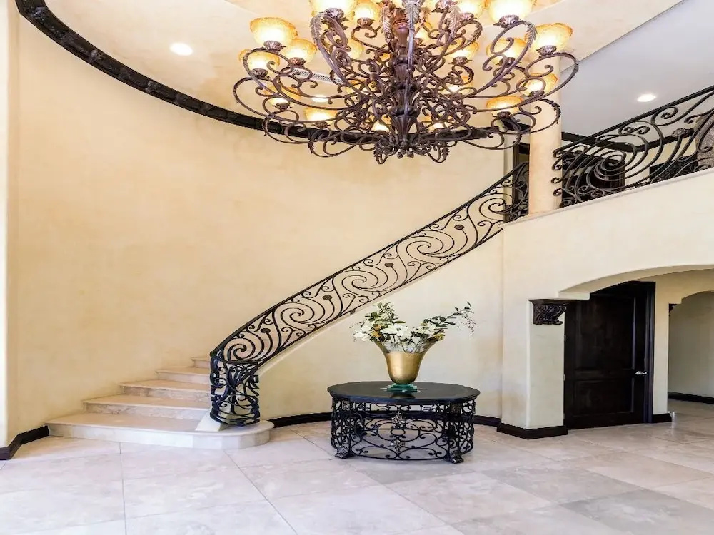 Robmar Mansion - Beverly Hills Mediterranean Estate With Pool & Sport Court