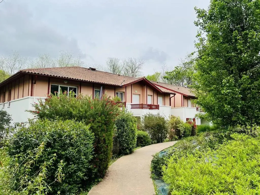 Appartement Cambo-les-Bains, 2 pièces, 2 personnes - FR-1-495-36