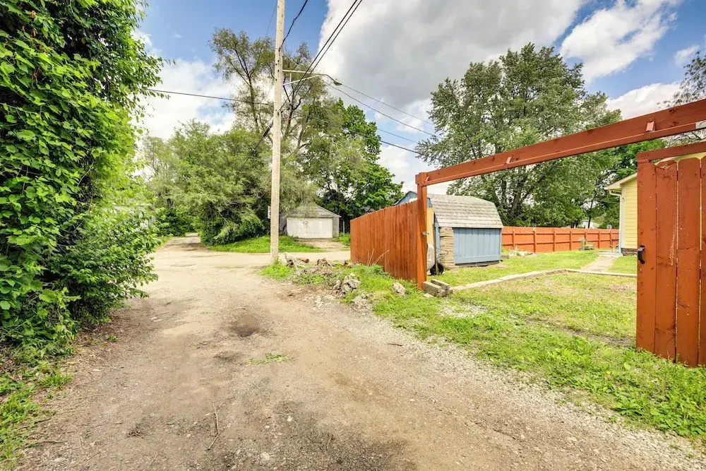 3 Mi to Dtwn: Updated Retreat in Indianapolis!