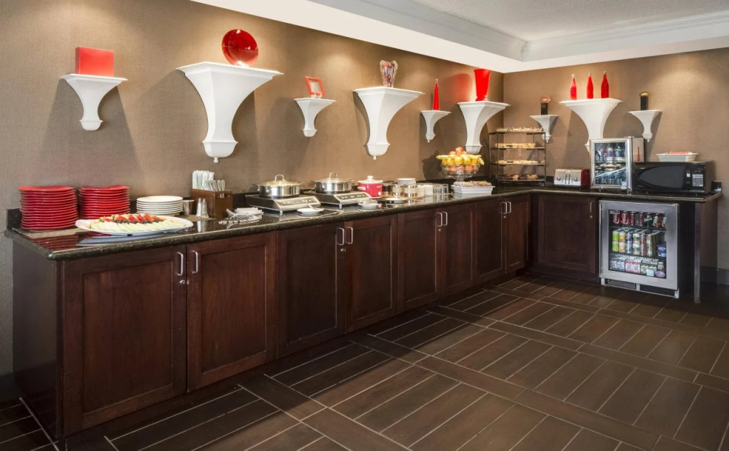 Wyndham Omaha Hotel - West Dodge